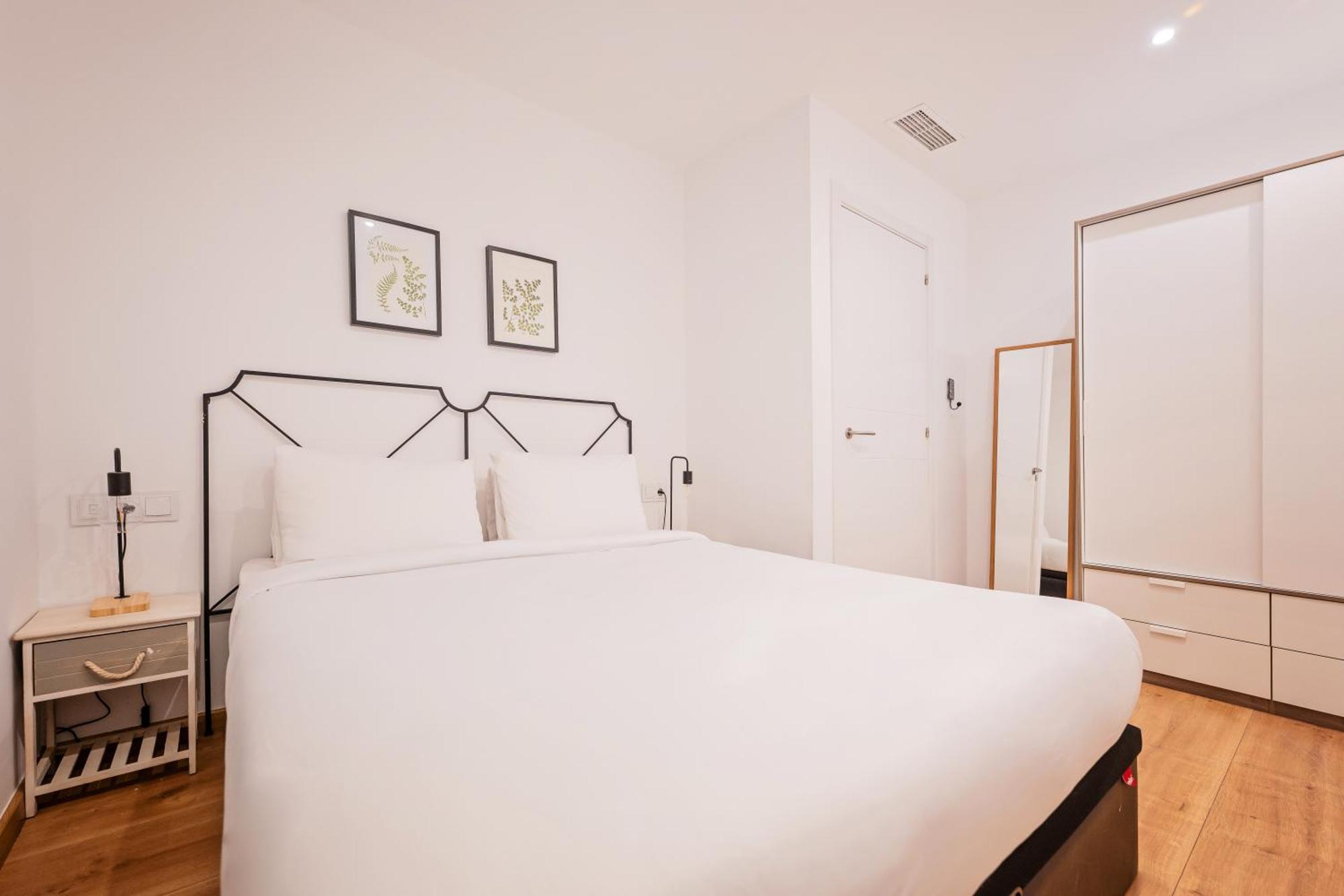 Sweett - Urgell Eixample Apartment Barcelona Luaran gambar
